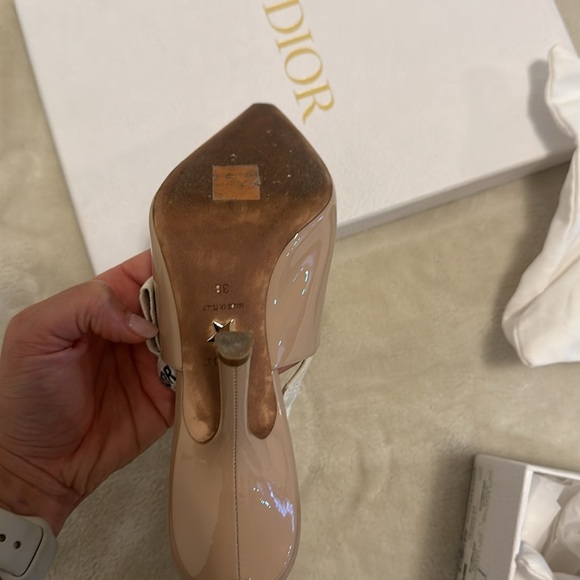 J'Adior Slingback Pump- Nude Patent Calfskin- size 38 - Picture 5 of 7